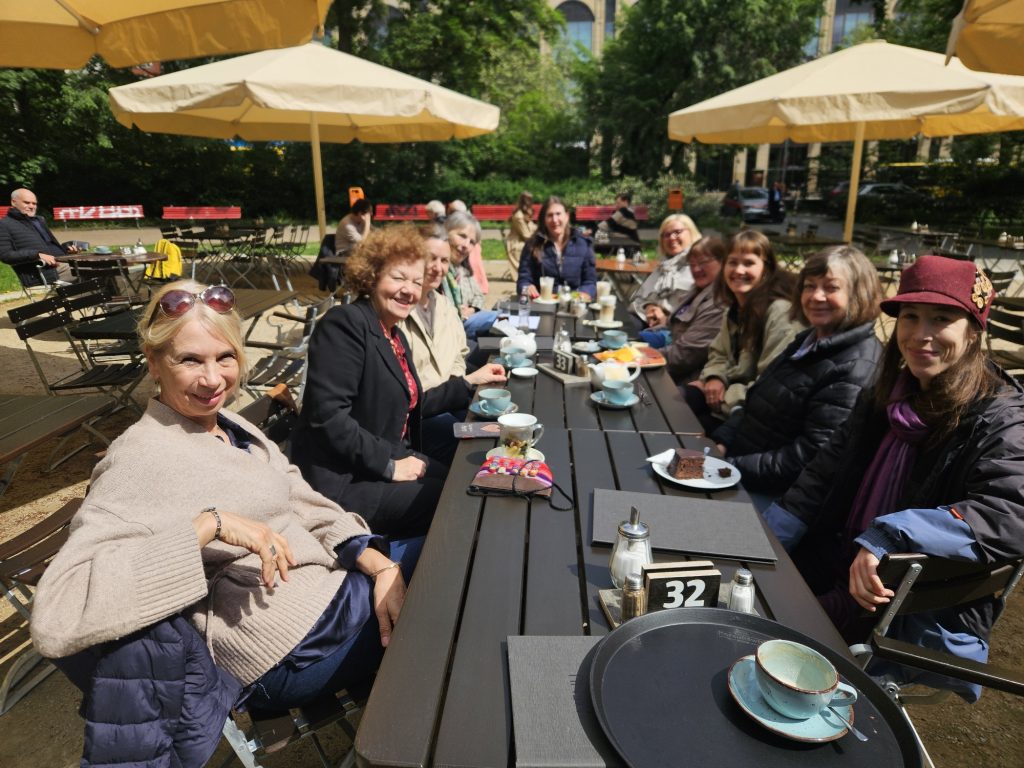 Nanny Treffen 05-26